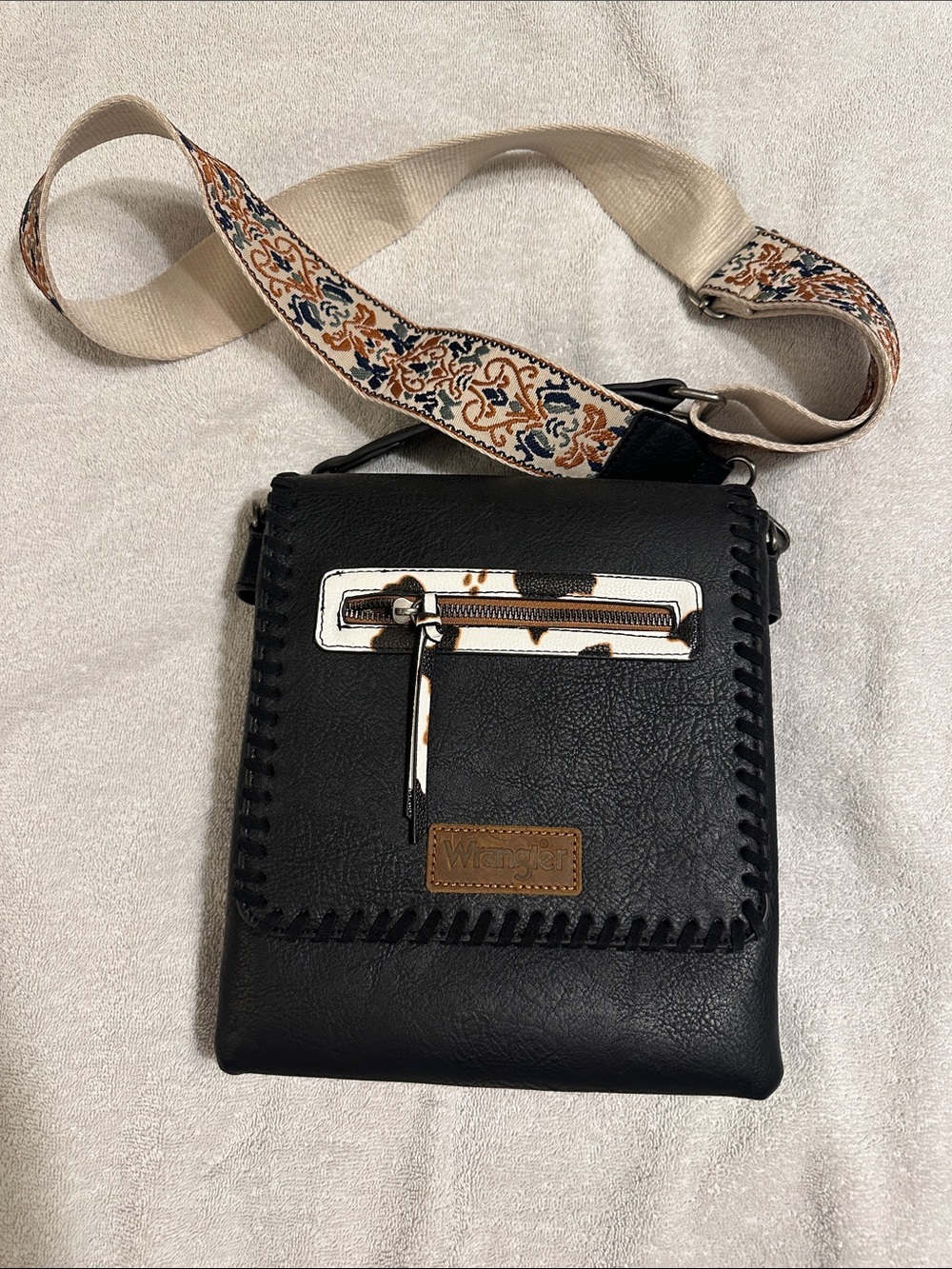 Wrangler Black Crossbody with Patterned Canvas Strap